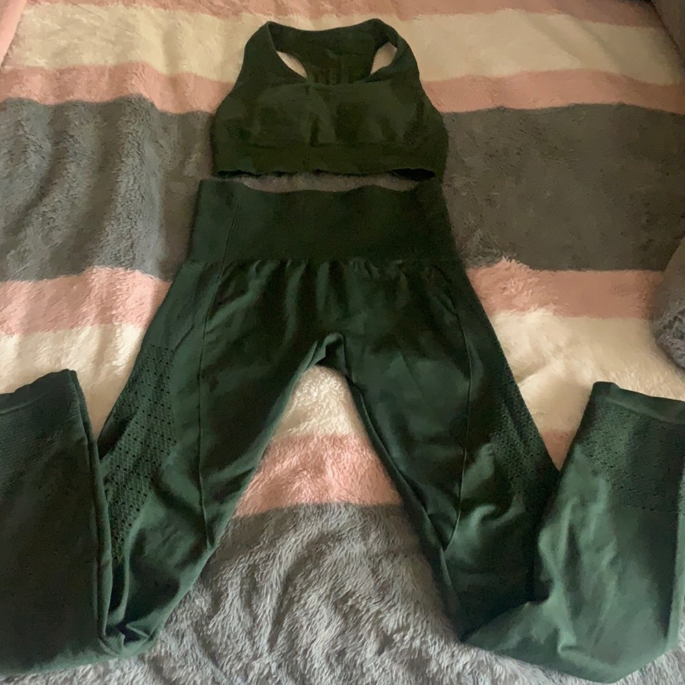 This is not fashion nova. Purchased because it was advertised as fashion nova